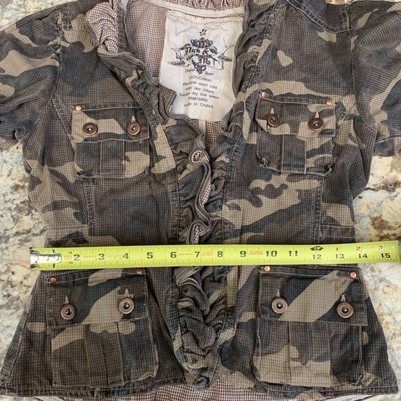 Nick and Mo SZ MD girls camouflage ruffle top - Picture 10 of 14